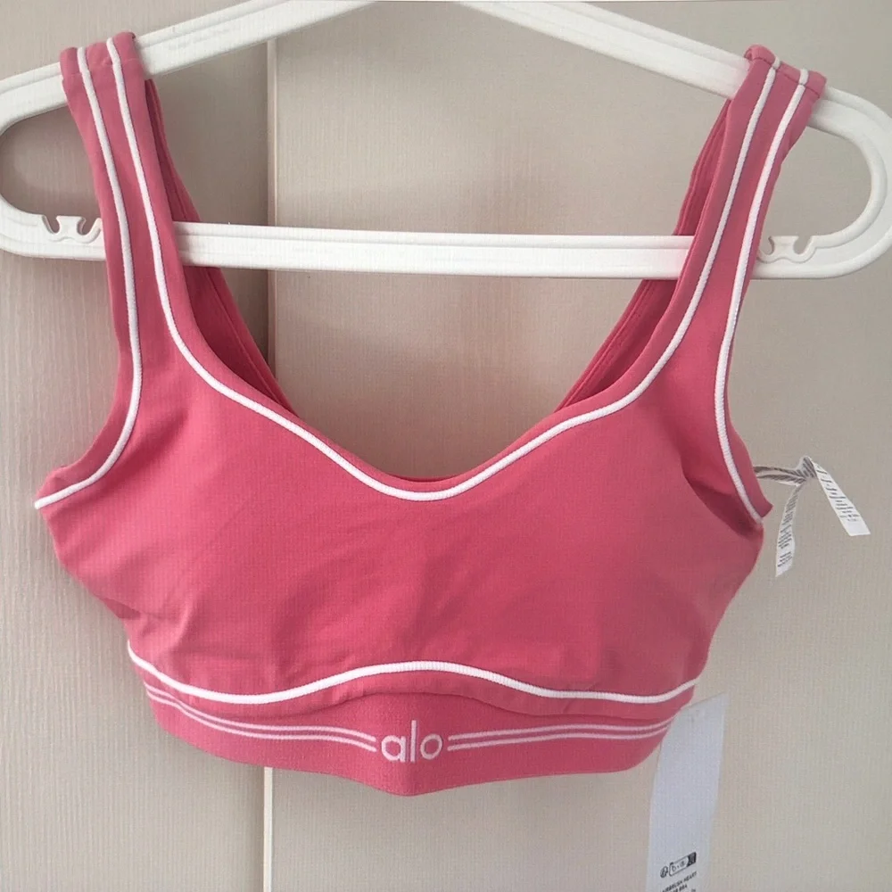 ALO Yoga Rose Seamless Scoop Sports Bra & High-Waist Leggings Set